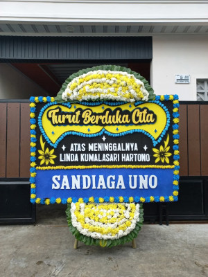 Papan Bunga Duka di Gunungsari Ilir